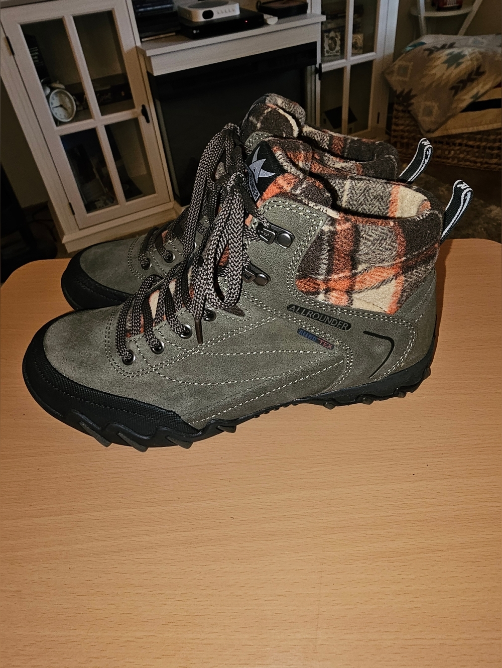 MEPHISTO Allrounder Nigata Tex Waterproof Ankle Boots Olive Plaid Size 8 Lk New!